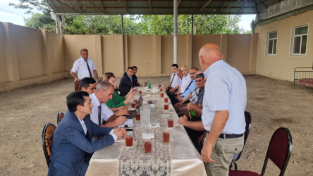 “Konstitusiya və Suverenlik İli” ilə bağlı,  Zeyvə kəndində şəhid ailələri ilə növbəti görüş keçirildi
