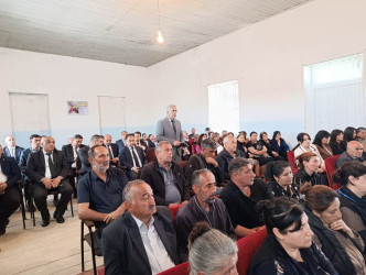 Goranboyda növbəti səyyar qəbul Zeyvə kəndində keçirildi