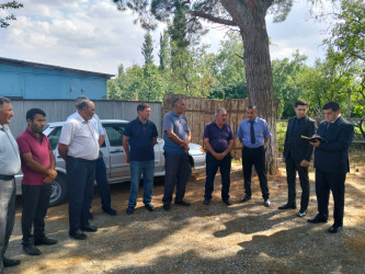 Goranboy rayonunda su ehtiyatlarından səmərəli istifadə olunması ilə bağlı Qarqucaq kəndində su istifadəçiləri ilə görüş keçirildi