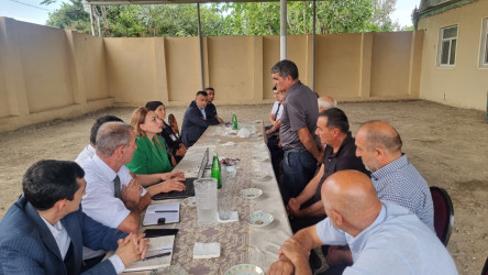 “Konstitusiya və Suverenlik İli” ilə bağlı,  Zeyvə kəndində şəhid ailələri ilə növbəti görüş keçirildi