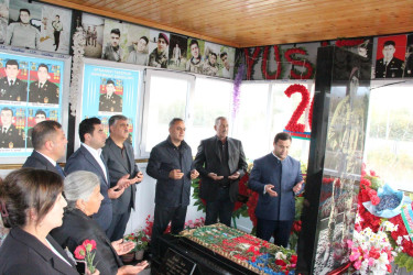 Şəfəq kəndində şəhidlərimizin  məzarları ziyarət edildi