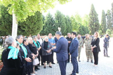 Goranboyda Ümummilli Lideri Heydər Əliyevin anadan olmasının 102-ci ildönümü ilə bağlı, abidəsi ziyarət edildi