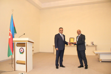 Goranboyda Ümummilli Lider Heydər Əliyevin 103-cü ildönümü ilə bağlı "Vətənə, xalqa həsr edilən ömür" mövzusunda konfrans keçirildi