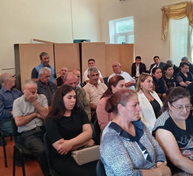 Aşağı Ağcakənddə səyyar qəbul keçirildi
