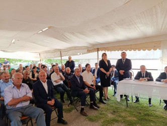 Goranboyda növbəti səyyar qəbul Qurbanzadə kəndində keçirildi