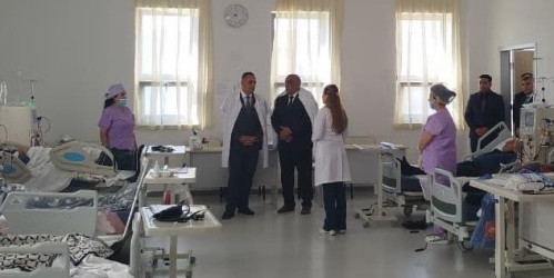 Goranboyda İcra Başçısı Mərkəzi Xəstəxanada mövcud şəraitlə, o cümlədən xəstələrin müalicəsi, onlara göstərilən gündəlik tibbi və qida qulluğu vəziyyəti ilə maraqlandı