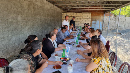 “Konstitusiya və Suverenlik İli” ilə bağlı Qızılhacılıda şəhid ailələri ilə görüş keçirildi