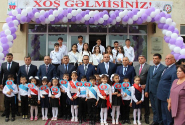 Goranboyda İcra Başçısı şəhid övladının son zəng tədbirində iştirak etdi.