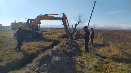 Goranlı kəndində vətəndaş müraciəti əsasında, su kanalları lil və kol-kosdan təmizləndi