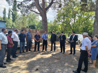 Goranboy rayonunda su ehtiyatlarından səmərəli istifadə olunması ilə bağlı Qarqucaq kəndində su istifadəçiləri ilə görüş keçirildi
