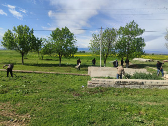 Goranboy rayonunda "Şəhərsalma və Memarlıq ili" çərçivəsində abadlıq və təmizlik işləri davam etdirilir