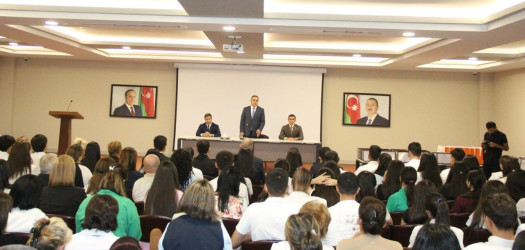Goranboyda ali məktəblərə qəbul olan məzunlarla görüş keçirildi