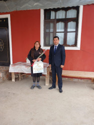 Goranboyda "8 Mart-Beynəlxalq Qadınlar Günü" münasibətilə Goranboy RİH-nin məsul əməkdaşları tərəfindən şəhid ailələrinin  xanımları evlərində ziyarət olundu, onlara  hədiyyələr təqdim edildi.