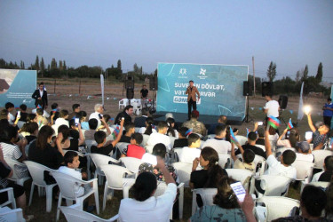 Goranboyda, “Konstitusiya və Suverenlik İli”nə həsr olunan “Səyyar Gənclər Xidməti” layihəsi çərçivəsində, marifləndirici təlim keçirilir