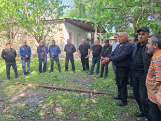 Düzqışlaq kəndində su istifadəçilərinin iştirakı ilə tədbir keçirildi