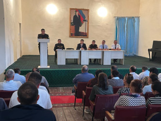 Goranboyda “Mülki müdafiə hazırlığının təşkil olunması, təbii fəlakət və texnogen qəzalar zamanı davranış qaydaları” mövzusunda maarifləndirici tədbir keçirildi.