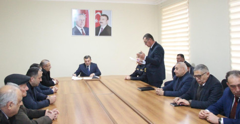 Goranboy şəhərində yeni inşa edilmiş  çoxmənzilli yaşayış binalarının mənzillərinin püşkatma yolu ilə bölüşdürülməsi məqsədilə təşkil edilmiş RİH yanında Komissiyanın iclası keçirildi