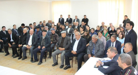 Yenikənddə səyyar qəbul keçirildi