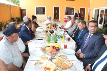 Goranboyda yazıçı doğum günü münasibətilə ziyarət olundu