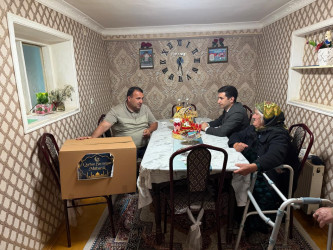 Goranboyda Qurban bayramı münasibəti ilə 500-dən çox ailə ziyarət olunaraq bayram sovqatları təqdim olundu