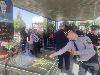 Fəxralı kəndindən Vətən Müharibəsi şəhidimiz mayor İlqar Quliyevin ildönümündə məzarı ziyarət olundu.