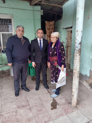 Goranboyda "8 Mart-Beynəlxalq Qadınlar Günü" münasibətilə Goranboy RİH-nin məsul əməkdaşları tərəfindən şəhid ailələrinin  xanımları evlərində ziyarət olundu, onlara  hədiyyələr təqdim edildi.