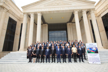 Goranboyda “23 iyun-Dövlət Qulluqçularının Peşə Bayramı Günü” ilə bağlı tədbir keçirildi