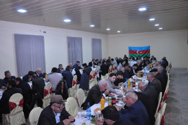 Milli Məclisin deputatı Anar Məmmədov tərəfindən Goranboyda iftar süfrəsi verildi.