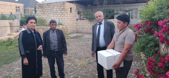 Goranboyda Qurban bayramı münasibəti ilə 500-dən çox ailə ziyarət olunaraq bayram sovqatları təqdim olundu