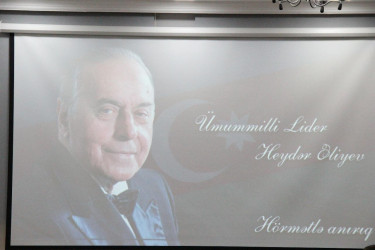Goranboyda Ümummilli Lider Heydər Əliyevin anım günü ilə  bağlı, “Heydər Əliyev-dövlətçilik və liderlik məktəbi” adlı konfrans keçirildi