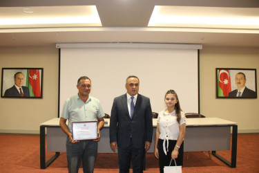 Goranboyda ali məktəblərə qəbul olan məzunlarla görüş keçirildi