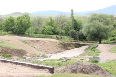 Goranboyda icra başçısı yarasız vəziyyətdə olan körpüyə baxış keçirdi