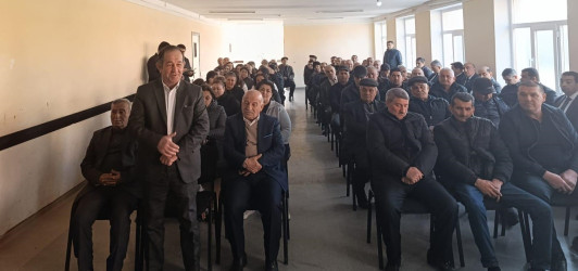 Hazırəhmədli kəndində səyyar qəbul keçirildi