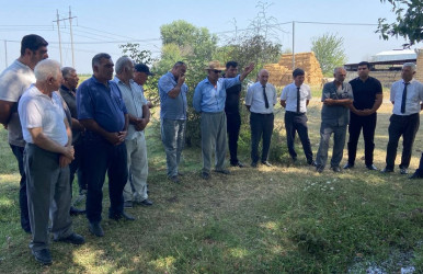 Goranboyda su ehtiyatlarından səmərəli istifadə olunması ilə bağlı, Yeni yol kəndində su istifadəçiləri ilə görüş keçirildi