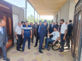 İcra Başçısı Borsunlu kəndində şəhid övladını 1-ci sinfə getməsi münasibəti ilə təbrik etdi