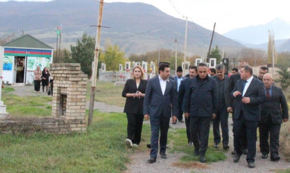 Şəfəq kəndində şəhidlərimizin  məzarları ziyarət edildi