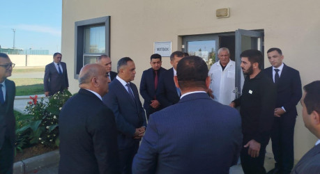Goranboyda İcra Başçısı Mərkəzi Xəstəxanada mövcud şəraitlə, o cümlədən xəstələrin müalicəsi, onlara göstərilən gündəlik tibbi və qida qulluğu vəziyyəti ilə maraqlandı