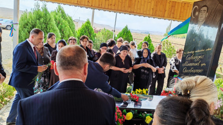Goranboyda şəhidlərin ildönümü ilə bağlı məzarları ziyarəti davam edir