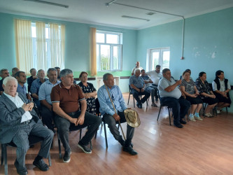 Goranboy rayonunun Yeni yol kəndində 2026–2030-cu illər üçün Dövlət Proqramının icrası ilə bağlı marifləndirici görüş keçirildi