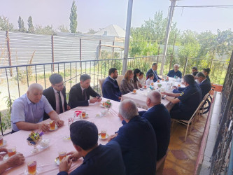 İcra Başçısı Borsunlu kəndində şəhid övladını 1-ci sinfə getməsi münasibəti ilə təbrik etdi