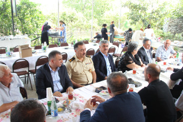 Qızılhacıllı qəsəbəsində şəhid atasının dəfn mərasimi keçirildi