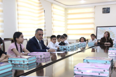 Goranboyda icra başçısı şəhid övladları ilə görüşdü