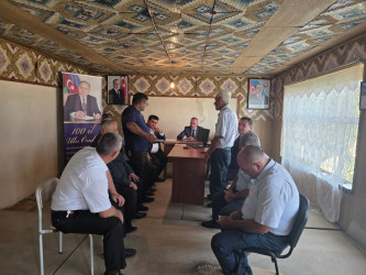 Səyyar qəbulda olunan müraciətlər araşdırılaraq həlli üçün operativ tədbirlər görülür