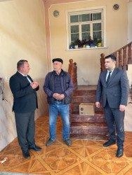 Goranboyda Qurban bayramı münasibəti ilə 500-dən çox ailə ziyarət olunaraq bayram sovqatları təqdim olundu