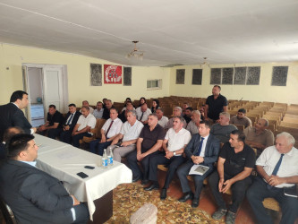 Goranboyda fermerlərlə Dövlət Proqramının icrasına həsr olunmuş maarifləndirici görüş keçirildi