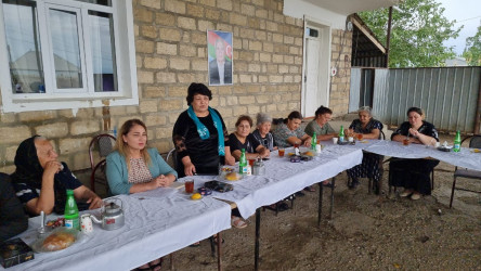 Goranboyda şəhid ailələri və müharibə iştirakçıları ilə görüşlər davam etdirilir, onların sosial qayğıları yerində öyrənilir, həlli ilə bağlı müvafiq tədbirlər həyata keçirilir.