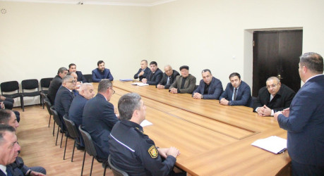 Goranboy şəhərində yeni inşa edilmiş  çoxmənzilli yaşayış binalarının mənzillərinin püşkatma yolu ilə bölüşdürülməsi məqsədilə təşkil edilmiş RİH yanında Komissiyanın iclası keçirildi