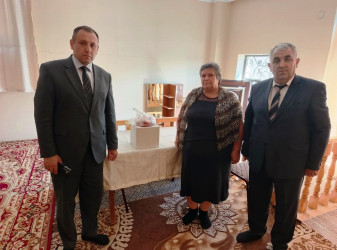 Goranboyda Qurban bayramı münasibətilə şəhid, qazi və aztəminatlı ailələr ziyarət olundu, bayram sovqatları verildi