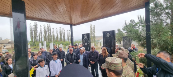 Yolqulular kəndindən  Vətən Müharibəsi şəhidi  Qəhrəman Məmmədovun ildönümündə məzarı ziyarət olundu.