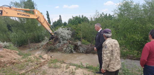 Veyisli kəndindən  ünvanlanan vətəndaş müraciətləri yerində araşdırıldı.